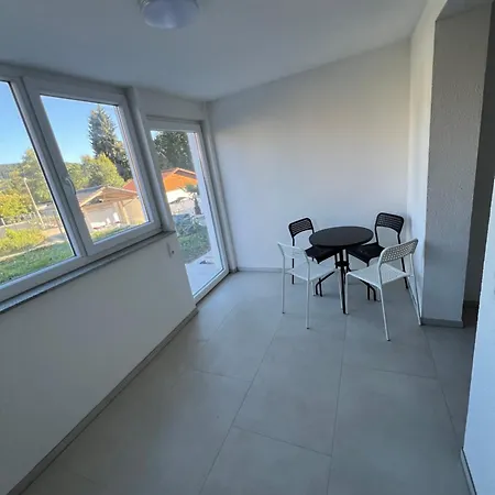 Moderne Helle 2 Neubau Daire *