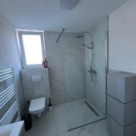 Moderne Helle 2 Neubau *