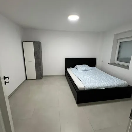 Moderne Helle 2 Neubau Daire